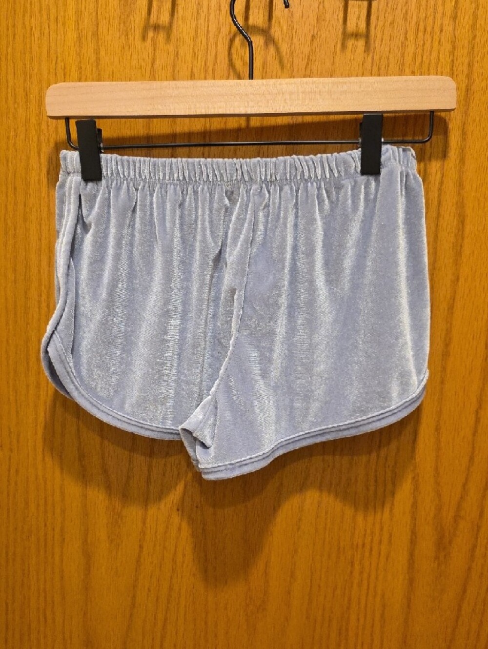 Brandy Melville Pink and Light Blue Velour Lounge Shorts (24 In Waist) - Picture 8 of 9